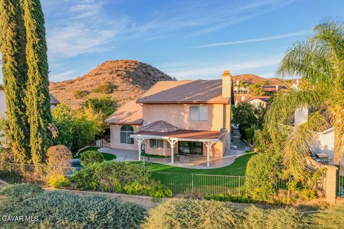 20558 Romar Ln, Santa Clarita, CA, 91350-3801 | Card Image