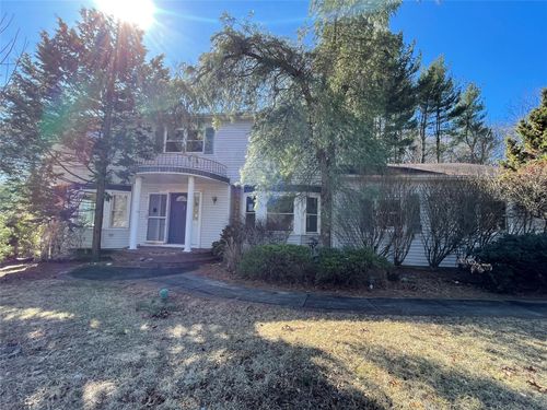 2 Faith Ct, Dix Hills, NY, 11746-6006 | Card Image