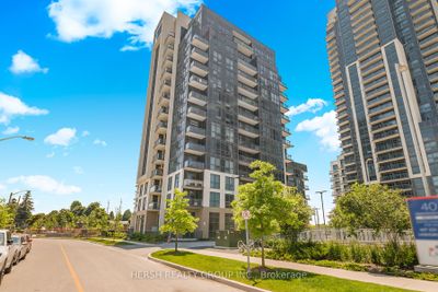 LPH5 - 10 Meadowglen Pl, Condo with 2 bedrooms, 2 bathrooms and 1 parking in Toronto ON | Image 1