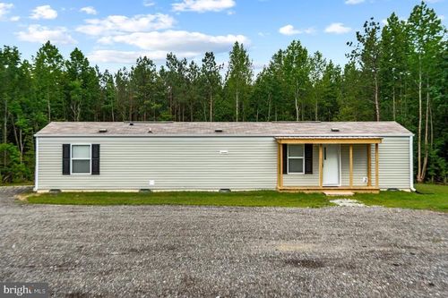 568 Reed Bridge Farm Rd, BRUINGTON, VA, 23023-4225 | Card Image