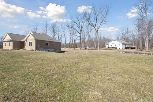 4520 Katherina Z Pl, Howell, MI, 48855-9211 | Card Image