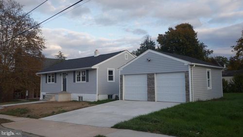 182 Berkley Ave, LANSDOWNE, PA, 19050-1504 | Card Image