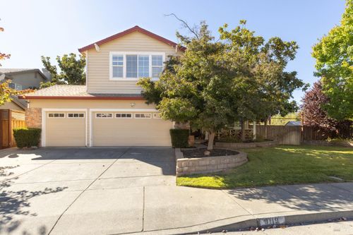 9119 Saint James Place, Windsor, CA, 95492 | Card Image