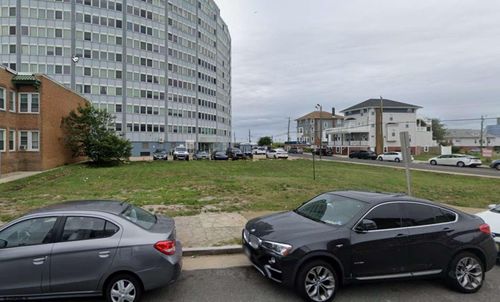 120 Oriental Ave, Atlantic City, NJ, 08401-7935 | Card Image