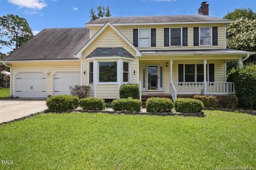 7713 Charring Cross Ln, Fayetteville, NC, 28314-6302 | Card Image