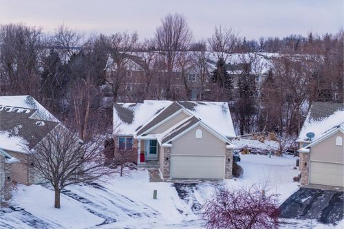 1421 Blue Flag Ct, Northfield, MN, 55057-5177 | Card Image