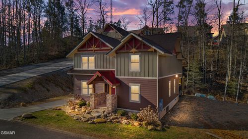 728 Still Hill Way, Gatlinburg, TN, 37738 | Card Image
