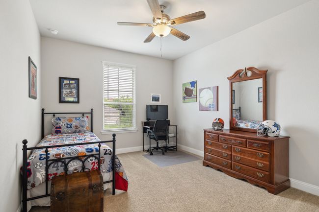Upstairs with walk in closet | Image 30