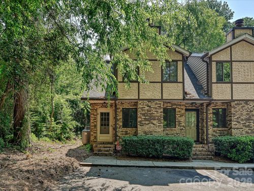 9111 Sharonbrook Dr, Charlotte, NC, 28210-5682 | Card Image