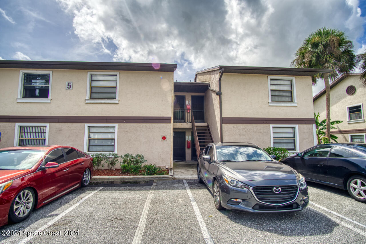 Patty Ln, Melbourne, FL 32935