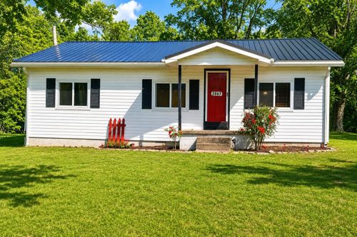 2067 Oak Grove Rd, Goodspring, TN, 38460-5305 | Card Image