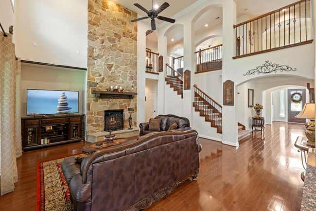 28503 Riverside Crest Ln, House other with 4 bedrooms, 4 bathrooms and 3 parking in Huffman TX | Image 9