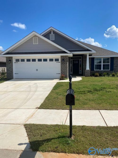 121 Sorrelweed Dr, Madison, AL, 35756-5904 | Card Image