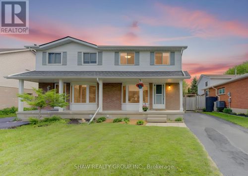 b-603 Pinerow Cres, Waterloo, ON, N2T2K6 | Card Image