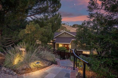 16565 Oak View Cir, Morgan Hill, CA, 95037 | Card Image