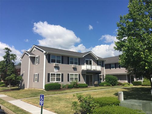 apt-e16-100 Hillside Dr, Middletown, NY, 10941-1356 | Card Image