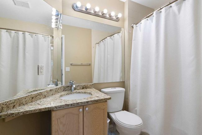 219 Coachway Lane Sw, Townhouse with 3 bedrooms, 3 bathrooms and 2 parking in Calgary AB | Image 29