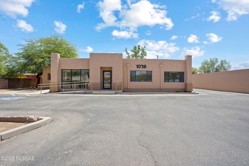 1038 E Fort Lowell Rd, Tucson, AZ, 85719-2115 | Card Image