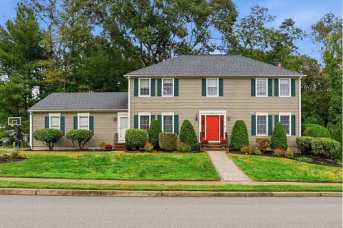 274 Larchwood Dr, Warwick, RI, 02886-9574 | Card Image