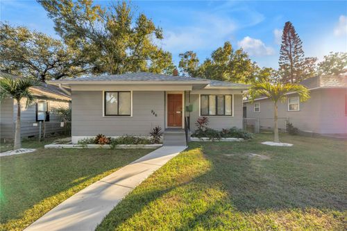 946 23rd Ave S, SAINT PETERSBURG, FL, 33705-2948 | Card Image