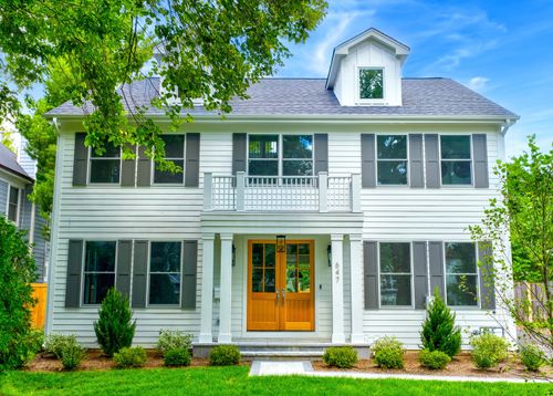 647 Garland Ave, Winnetka, IL, 60093-3911 | Card Image