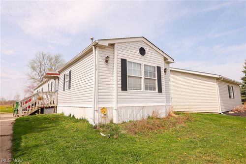 375 Golfway Drive, Painesville Twp, OH, 44077 | Card Image