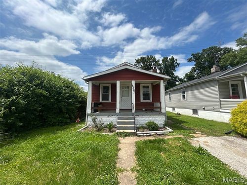8527 Kempland Pl, Saint Louis, MO, 63132-2617 | Card Image