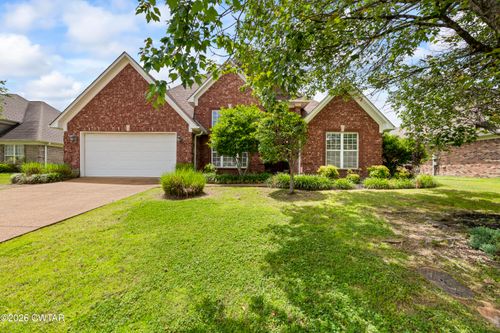 30 Isaac St, Jackson, TN, 38305-7383 | Card Image