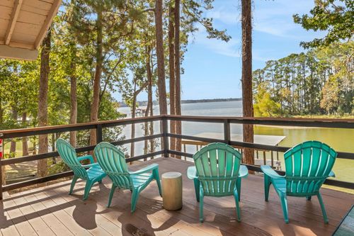 170 Sea Gull Dr, Livingston, TX, 77351-7955 | Card Image