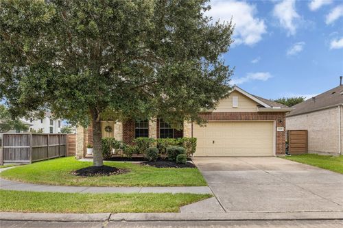 2539 Blue Heron Cir, Seabrook, TX, 77586-1751 | Card Image