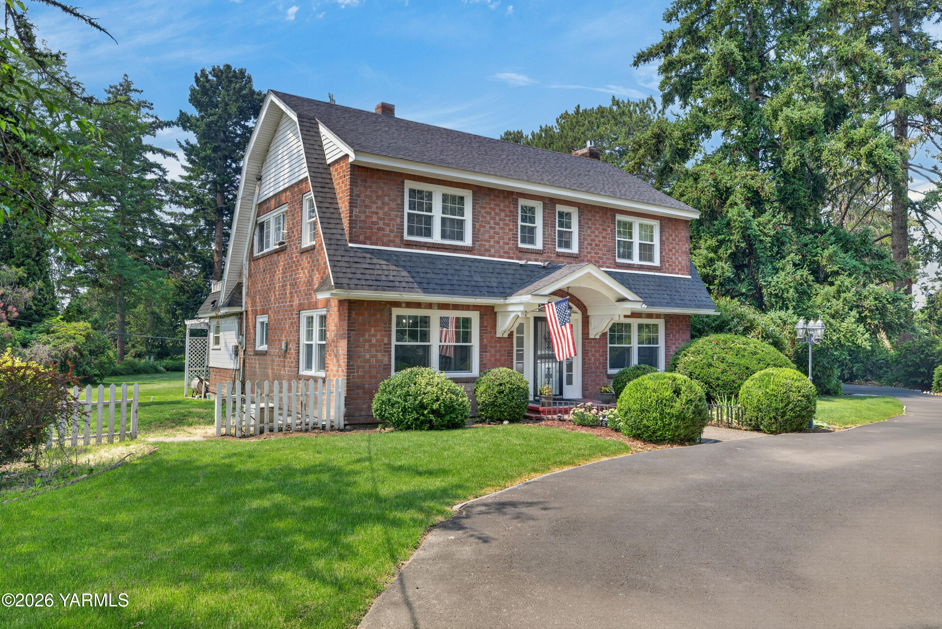 Residential in Grandview 3