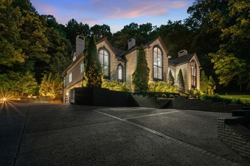 31 Annandale, Nashville, TN, 37215-5820 | Card Image