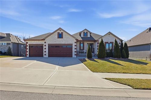 1709 27th St, Kansas City, MO, 64108 | Card Image