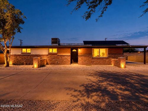1824 W Lester St, Tucson, AZ, 85745-1950 | Card Image