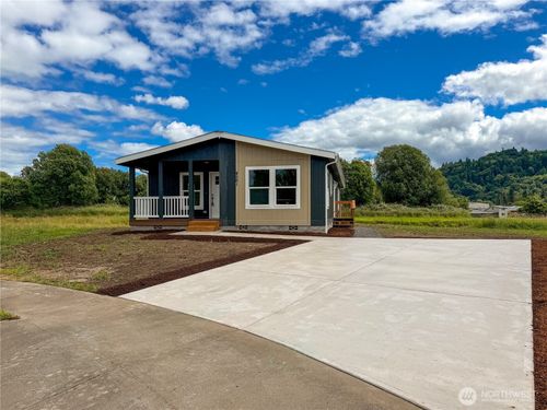 4561 Windemere St, Longview, WA, 98632-5097 | Card Image