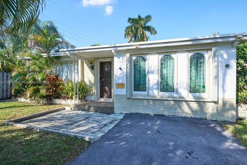 1511 Garfield St, Hollywood, FL, 33020-3748 | Card Image