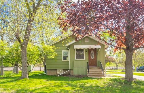 1204 Longfellow Avenue, Waterloo, IA, 50703 | Card Image