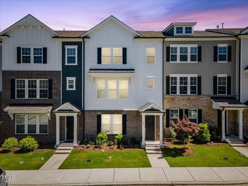 939 Haybeck Ln, Apex, NC, 27523-6192 | Card Image