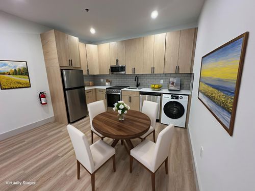 101-114 Main St, Brattleboro, VT, 05301-3033 | Card Image