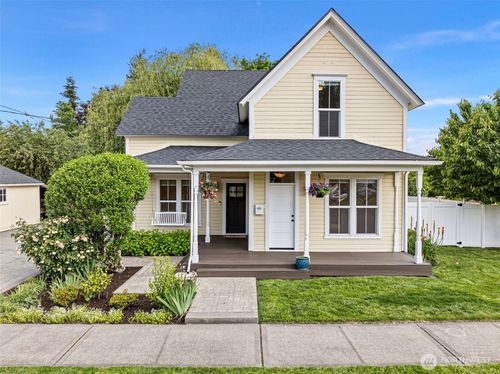 1515 Everett St, Sumner, WA, 98390-2132 | Card Image
