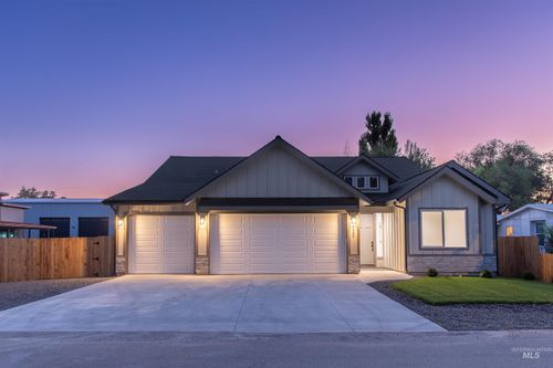 2025 S Penninger Dr, Boise, ID, 83709-2759 | Card Image