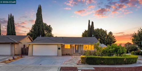 2147 Minto Dr, San Jose, CA, 95132-1335 | Card Image