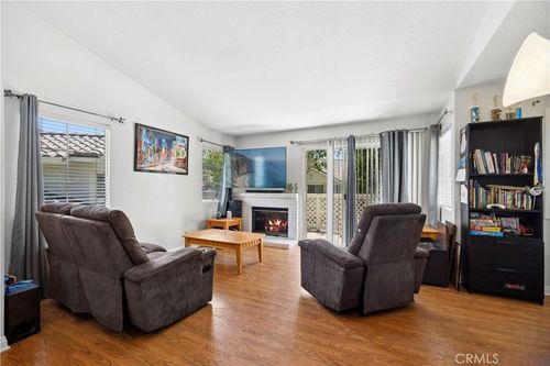 35-20981 Oakville, Lake Forest, CA, 92630-7072 | Card Image