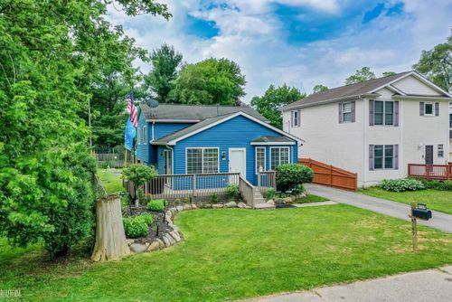 4149 Lanco Ct, Waterford Twp, MI, 48329-4116 | Card Image
