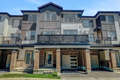 815 Kiniw Pvt, Ottawa, ON, K1K4Z4 | Card Image
