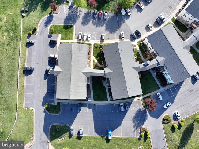 65 Hailey Ln, Home with 2 bedrooms, 2 bathrooms and null parking in STRASBURG VA | Image 15