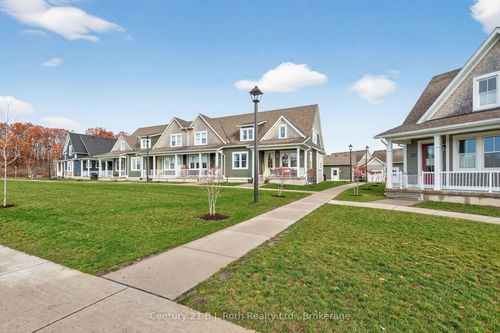 16 Samantha Lane, Midland, ON, L4R0H4 | Card Image