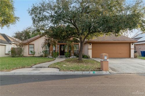 2809 Verdin Ave, McAllen, TX, 78504-6211 | Card Image
