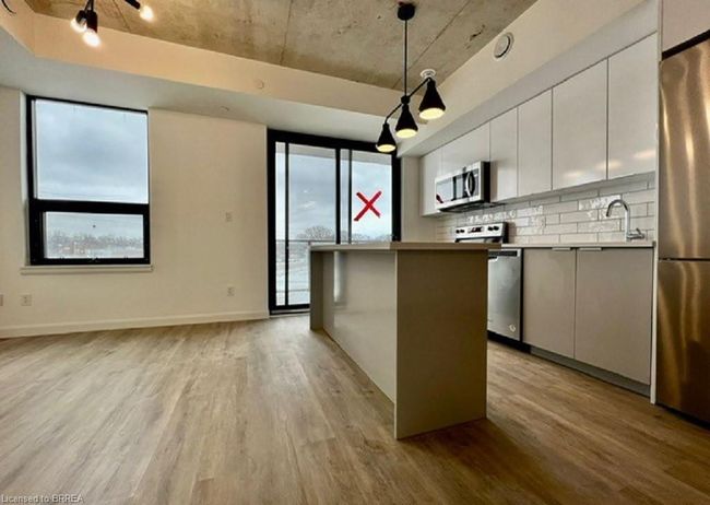 204 - 7 Erie Ave, House attached with 1 bedrooms, 1 bathrooms and 1 parking in Brantford ON | Image 11