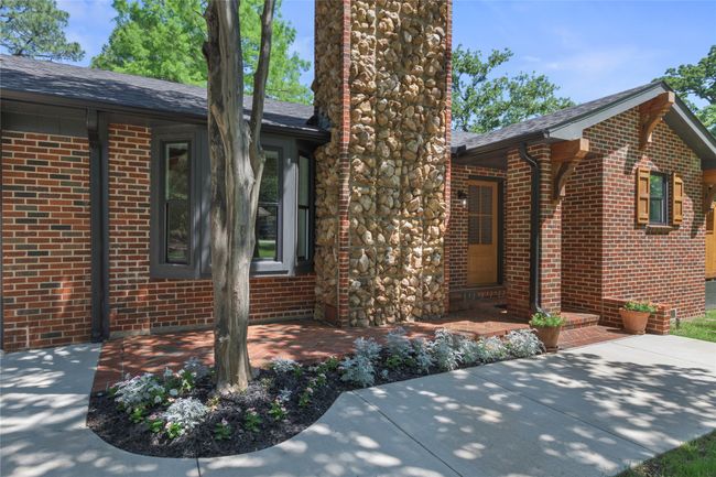 Front patio | Image 31